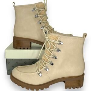NEW Sun+Stone Ivory Sherpa Winter Boots Size 8.5 Lace Up Winter Hiking Chunky